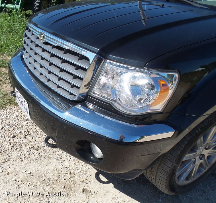 image for item DG2053 2008 Chrysler Aspen  SUV
