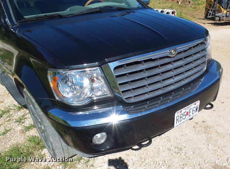 image for item DG2053 2008 Chrysler Aspen  SUV