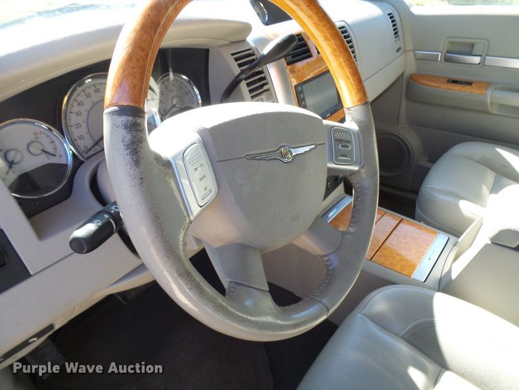 image for item DG2053 2008 Chrysler Aspen  SUV