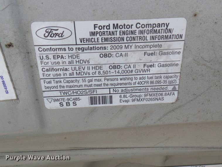 image for item DG2063 2009 Ford E350 Super Duty  shuttle bus