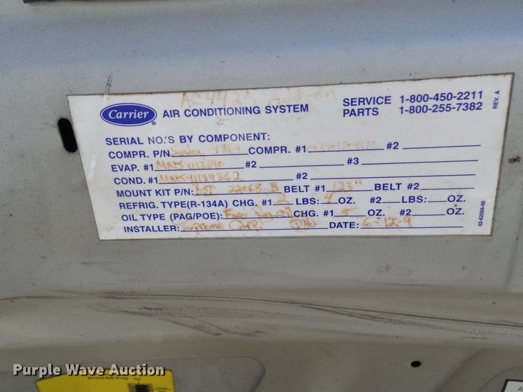 image for item DG2063 2009 Ford E350 Super Duty  shuttle bus