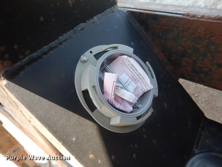 image for item DG4542 2000 Kiefer Industries equipment trailer