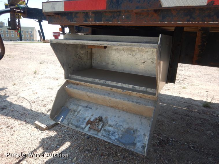 image for item DG4542 2000 Kiefer Industries equipment trailer