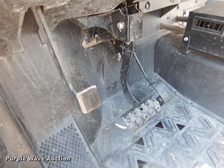 image for item DG4553 2011 Kawasaki KRS750S  Teryx Sport utility vehicle