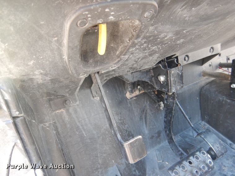 image for item DG4553 2011 Kawasaki KRS750S  Teryx Sport utility vehicle