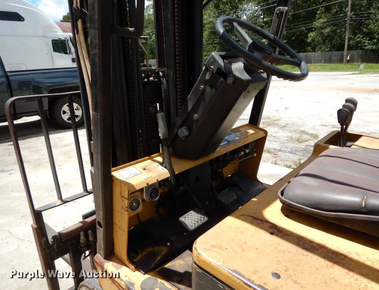 image for item DG6873 Caterpillar T50E  forklift
