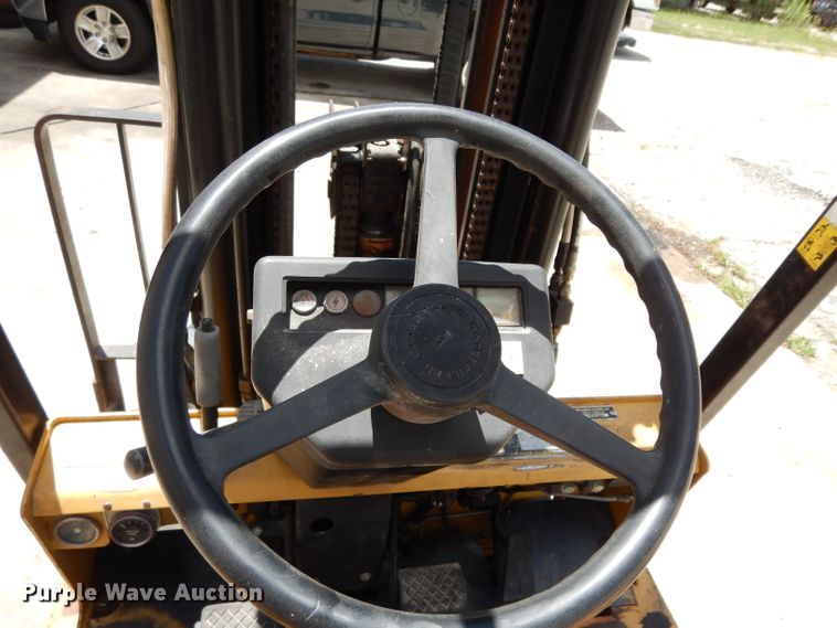 image for item DG6873 Caterpillar T50E  forklift