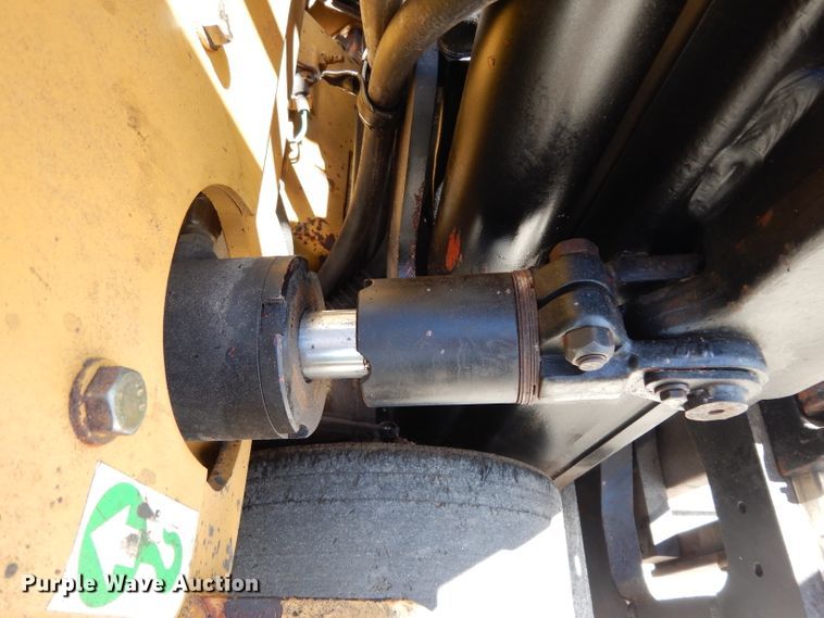 image for item DG6873 Caterpillar T50E  forklift