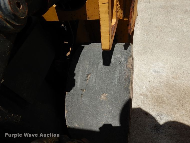 image for item DG6873 Caterpillar T50E  forklift