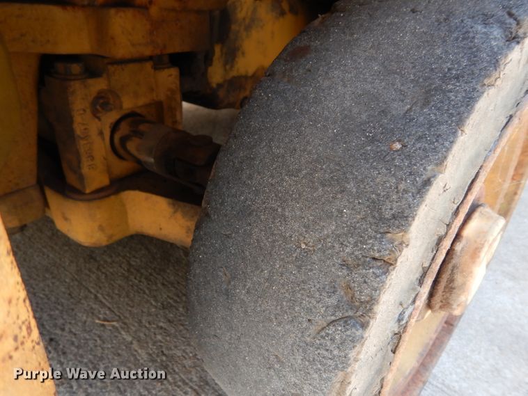 image for item DG6873 Caterpillar T50E  forklift