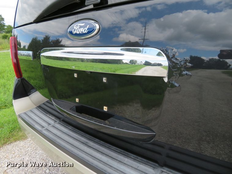 image for item DH1109 2010 Ford Expedition Eddie Bauer  SUV