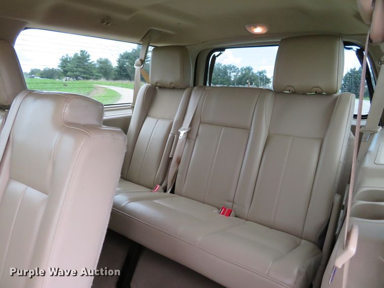 image for item DH1109 2010 Ford Expedition Eddie Bauer  SUV