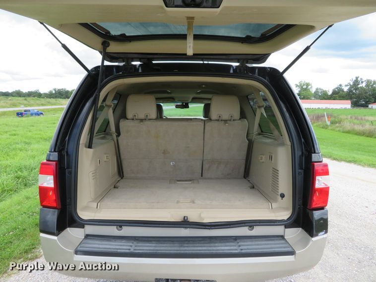 image for item DH1109 2010 Ford Expedition Eddie Bauer  SUV