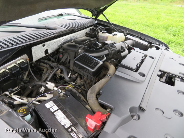 image for item DH1109 2010 Ford Expedition Eddie Bauer  SUV