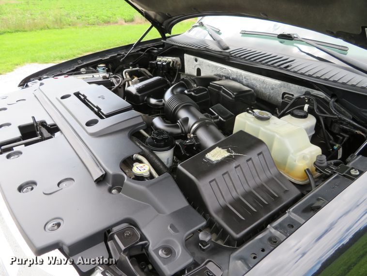 image for item DH1109 2010 Ford Expedition Eddie Bauer  SUV