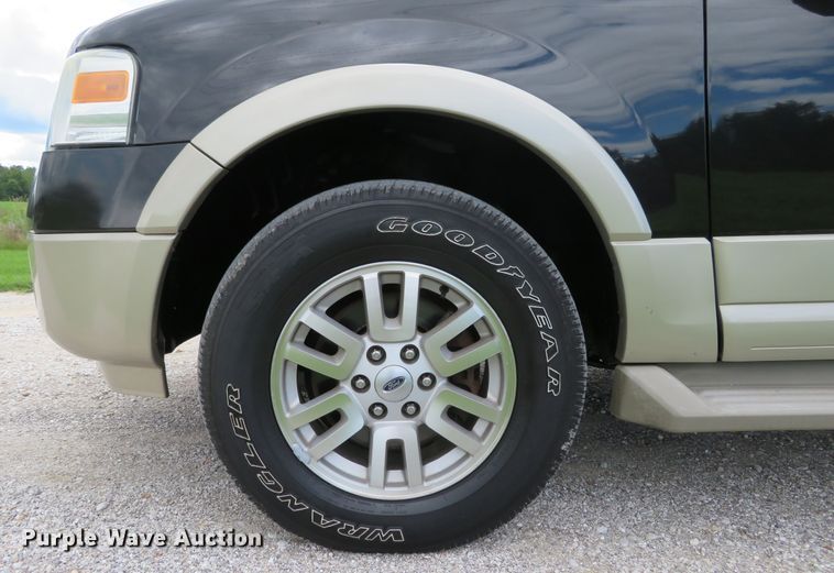 image for item DH1109 2010 Ford Expedition Eddie Bauer  SUV