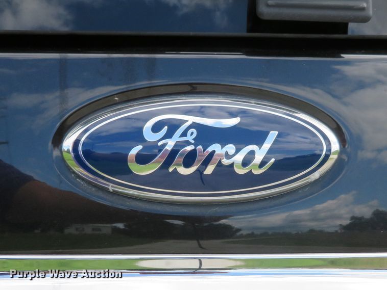 image for item DH1109 2010 Ford Expedition Eddie Bauer  SUV