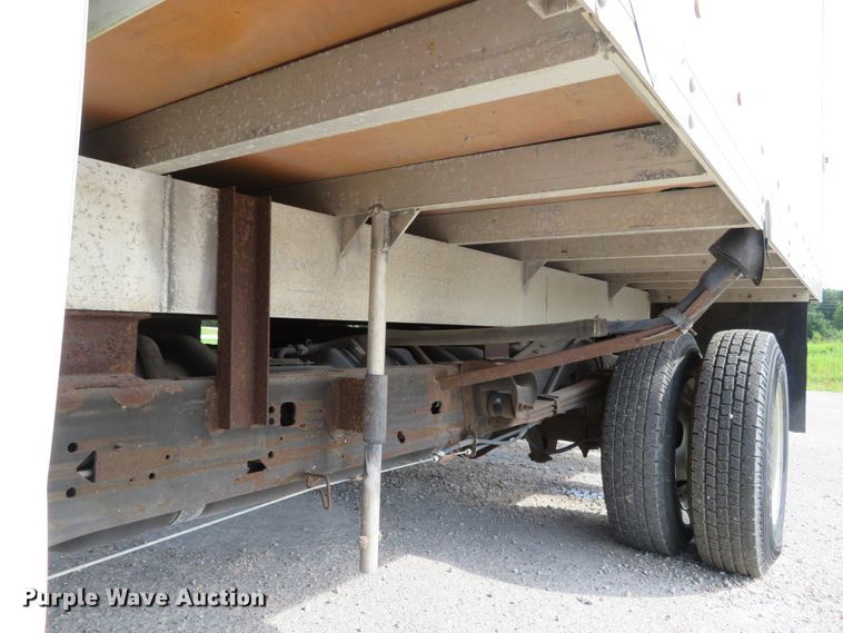 image for item DH1114 2010 Chevrolet Express G3500  box truck