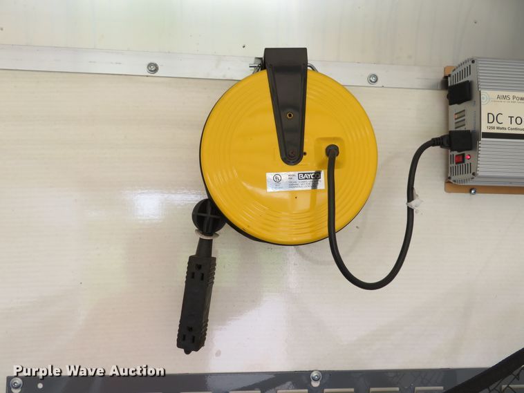 image for item DH1114 2010 Chevrolet Express G3500  box truck