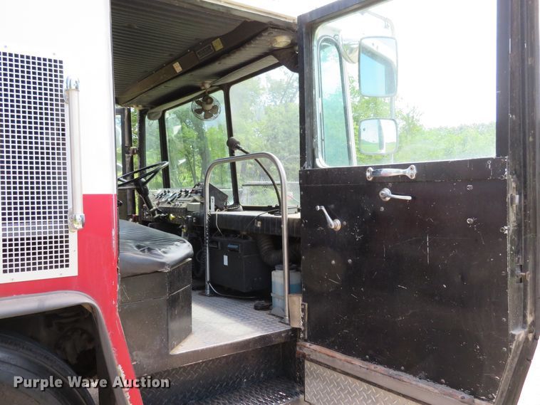 image for item DH1127 1982 Hendrickson 1871-WA  pumper fire truck