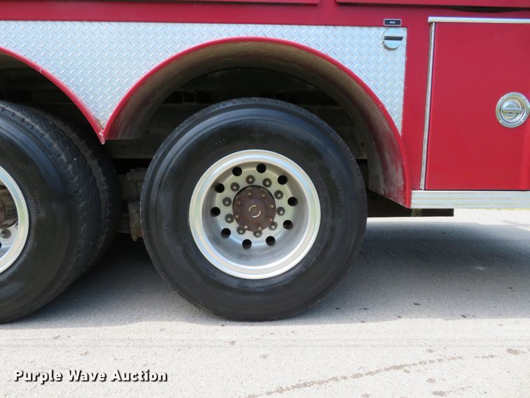 image for item DH1127 1982 Hendrickson 1871-WA  pumper fire truck