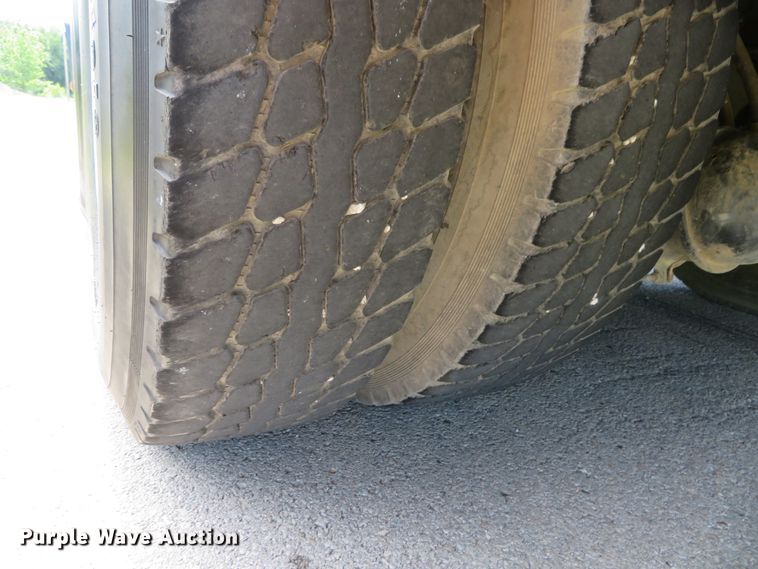 image for item DH1127 1982 Hendrickson 1871-WA  pumper fire truck