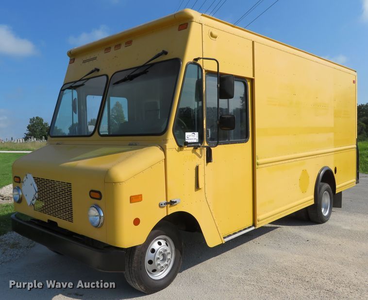 image for item DH1131 2007 Ford E450  delivery truck