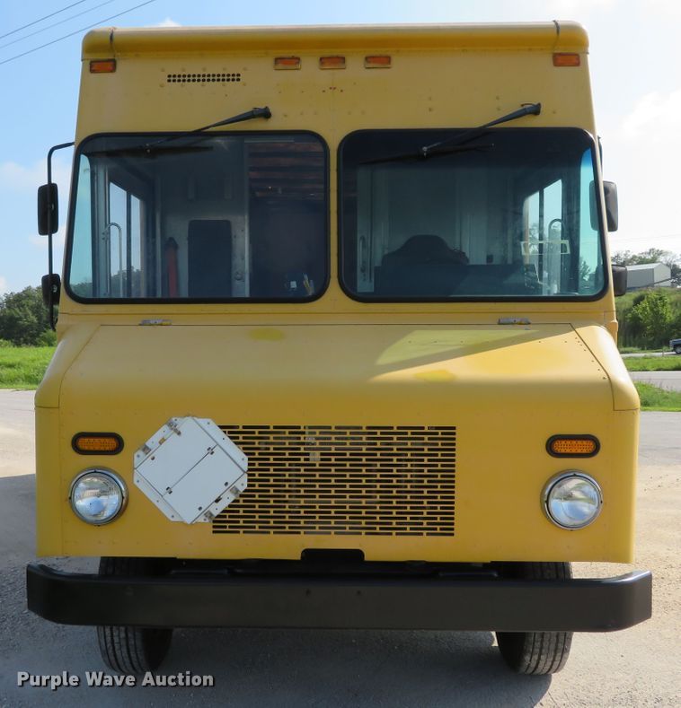 image for item DH1131 2007 Ford E450  delivery truck