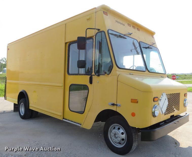 image for item DH1131 2007 Ford E450  delivery truck