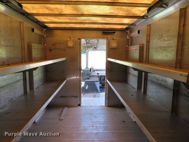 image for item DH1131 2007 Ford E450  delivery truck