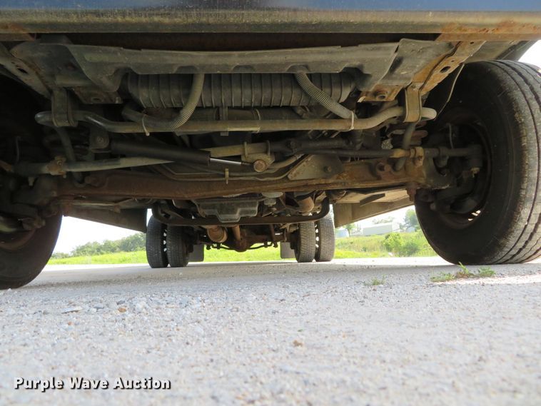 image for item DH1131 2007 Ford E450  delivery truck