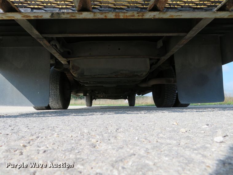 image for item DH1131 2007 Ford E450  delivery truck