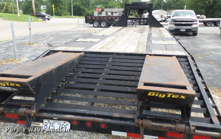 image for item DH3837 2013 Big Tex 22GN-20BK5-3R equipment trailer