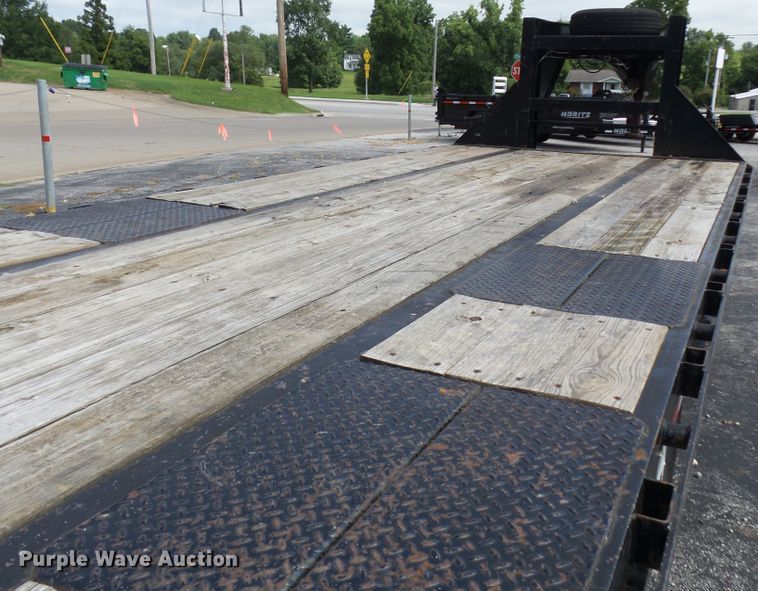 image for item DH3837 2013 Big Tex 22GN-20BK5-3R equipment trailer