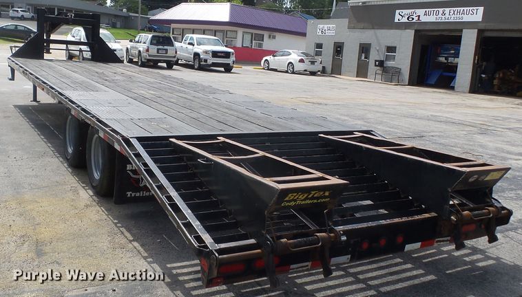 image for item DH3840 2012 Big Tex 22GN28BK5 equipment trailer