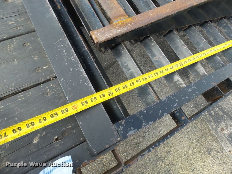 image for item DH3840 2012 Big Tex 22GN28BK5 equipment trailer