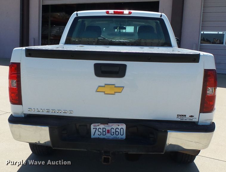 image for item DH3885 2013 Chevrolet Silverado 1500  Ext. Cab pickup truck