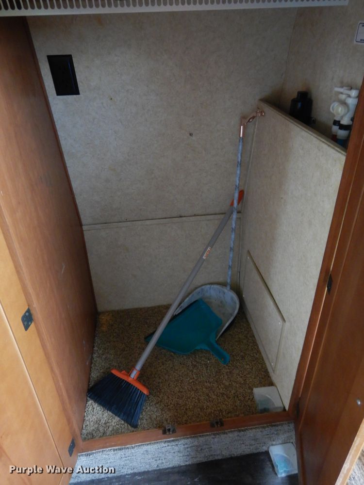 image for item DH6553 2011 Forest River Blue Ridge  camper