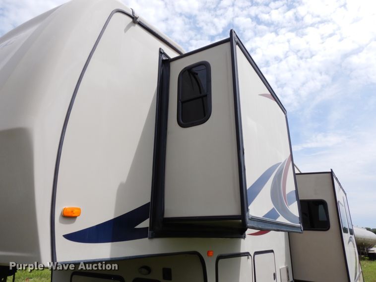 image for item DH6553 2011 Forest River Blue Ridge  camper