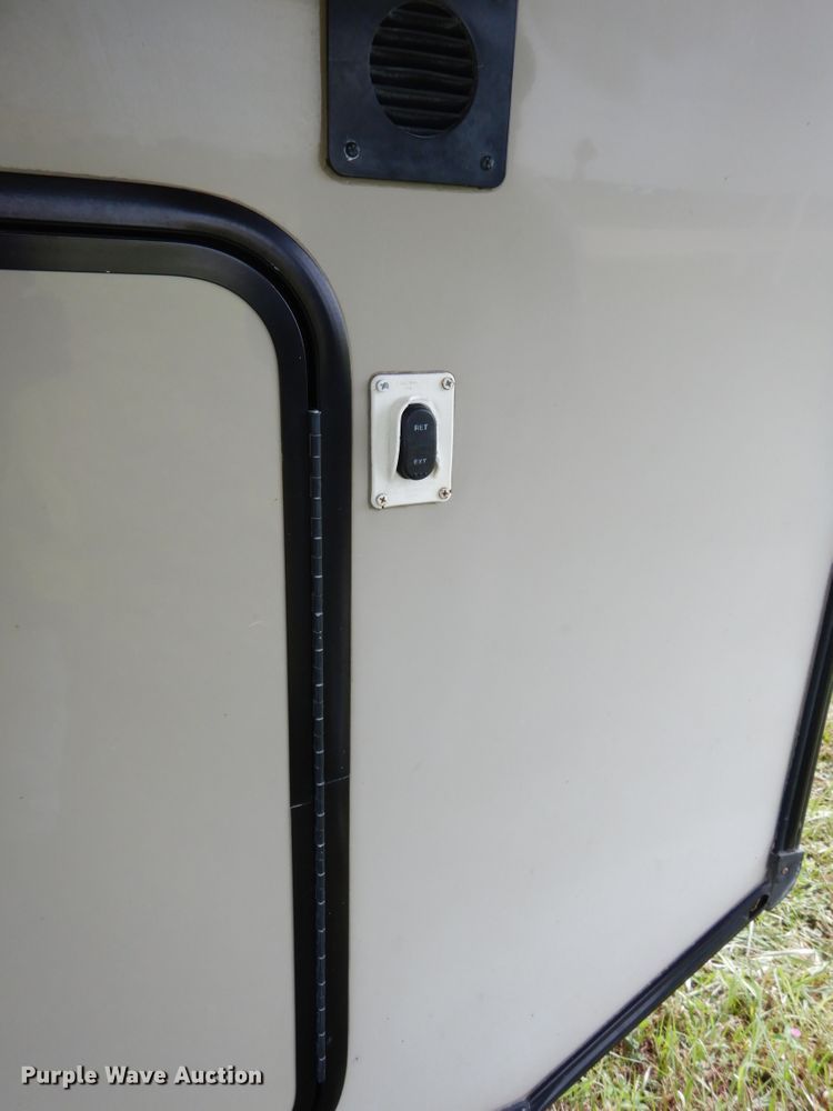 image for item DH6553 2011 Forest River Blue Ridge  camper