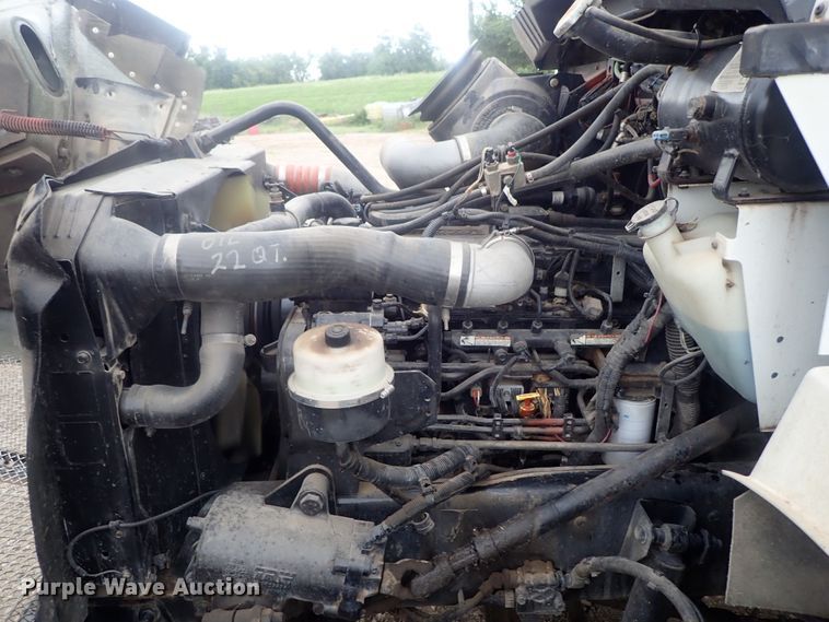 image for item DI4612 2007 Kenworth T300  vacuum truck