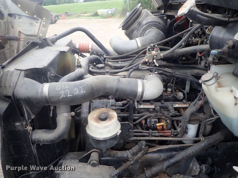 image for item DI4612 2007 Kenworth T300  vacuum truck