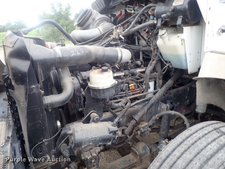 image for item DI4612 2007 Kenworth T300  vacuum truck