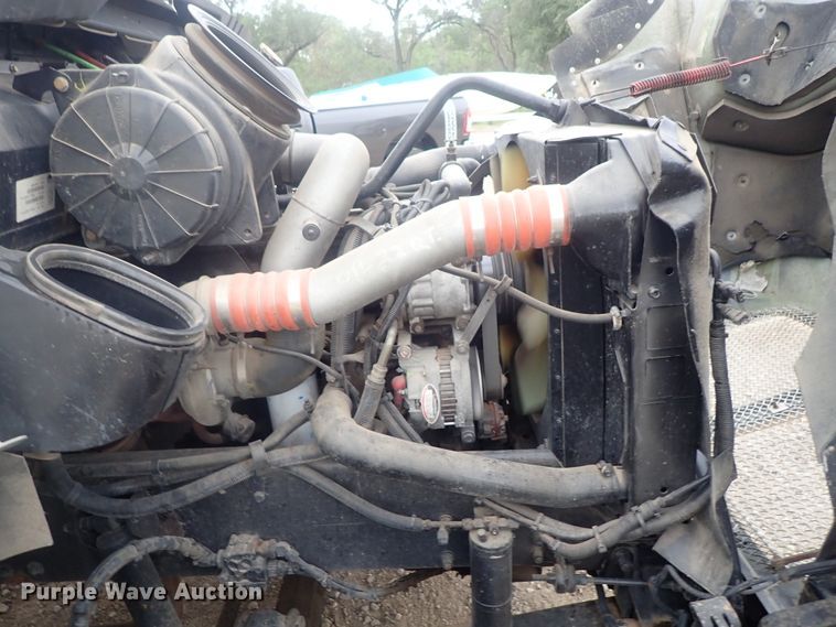 image for item DI4612 2007 Kenworth T300  vacuum truck