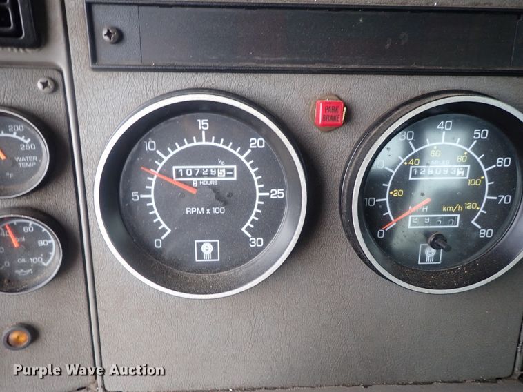 image for item DI4612 2007 Kenworth T300  vacuum truck