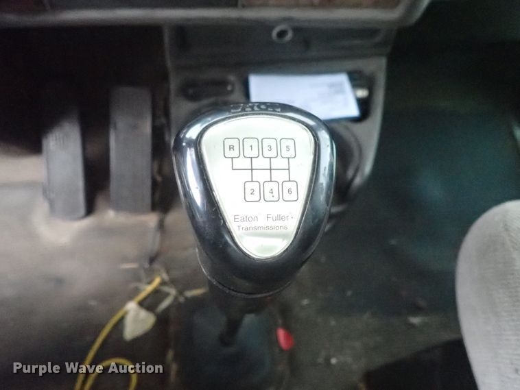 image for item DI4612 2007 Kenworth T300  vacuum truck