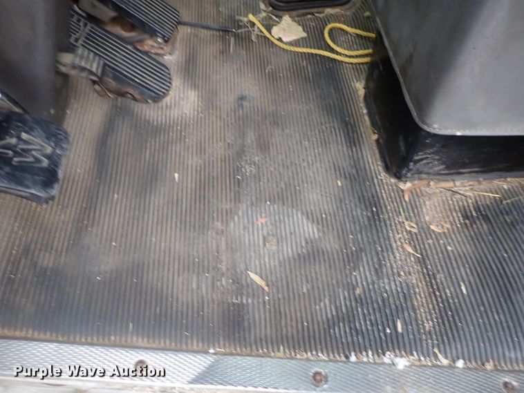 image for item DI4612 2007 Kenworth T300  vacuum truck