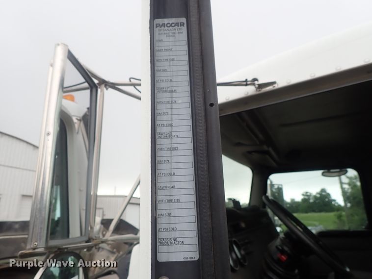 image for item DI4612 2007 Kenworth T300  vacuum truck