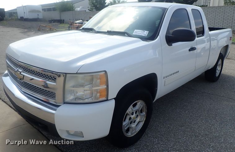 image for item DI4649 2007 Chevrolet Silverado 1500  Ext. Cab pickup truck