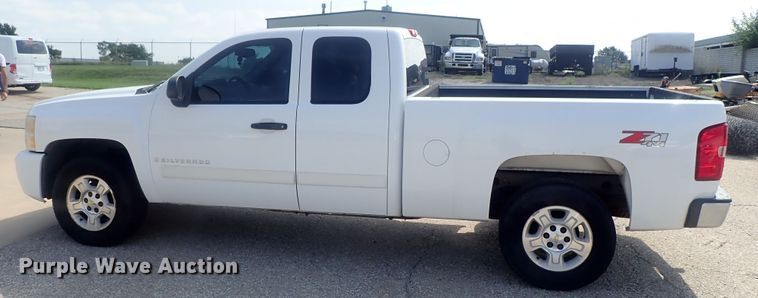image for item DI4649 2007 Chevrolet Silverado 1500  Ext. Cab pickup truck